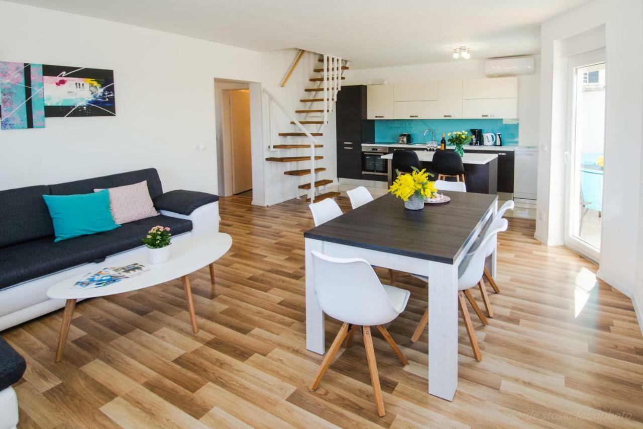 Alemar Apartment