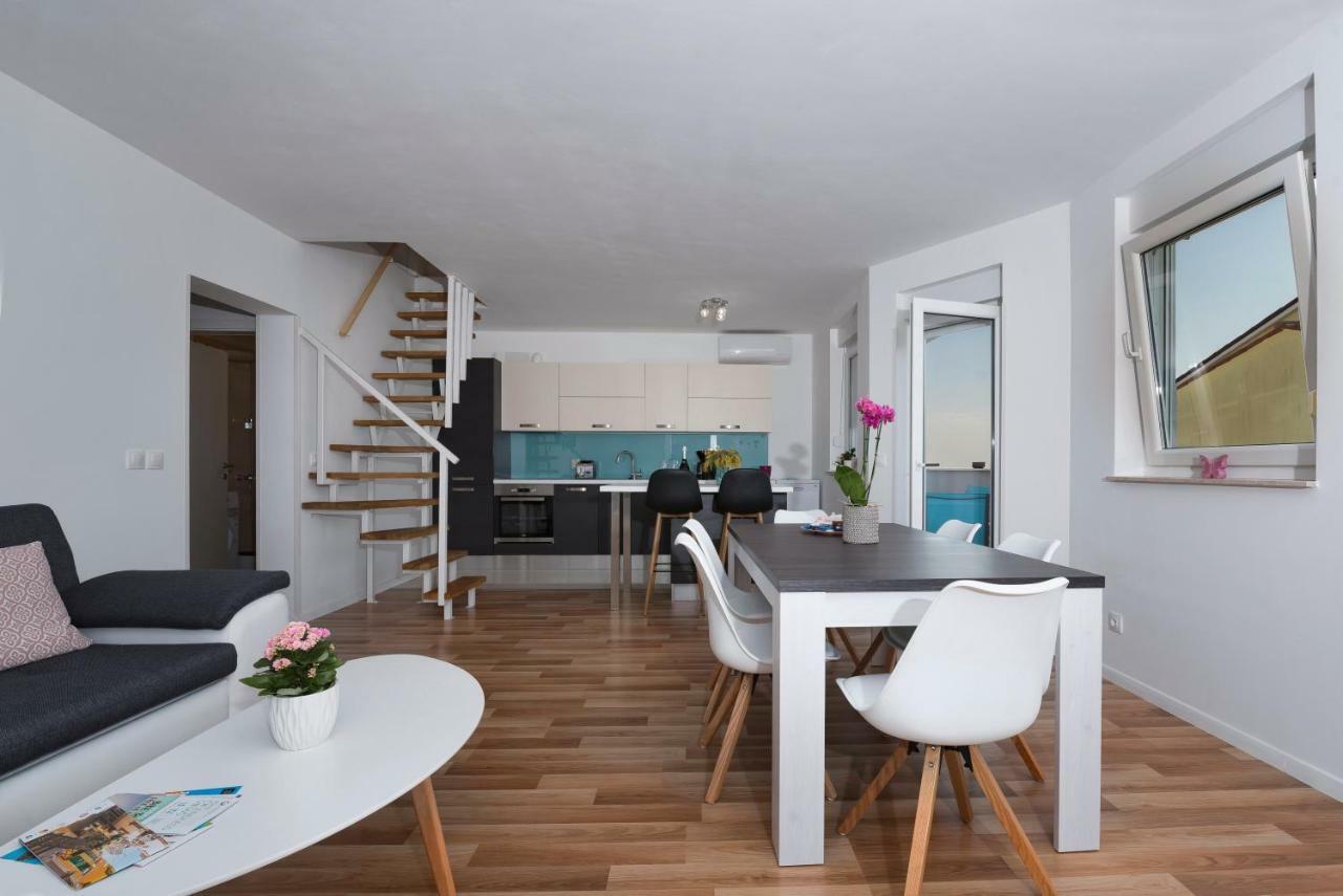 Apartment Alemar Liznjan
